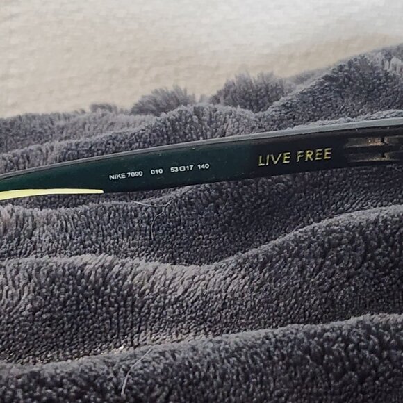 Nike Live Free 7090 010 53-17 140 Black Green Gradient Rectangular Frame Glasses - Picture 11 of 16